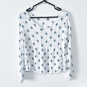 Aeropostale White Crinkle Long Sleeve Printed Tassel Top